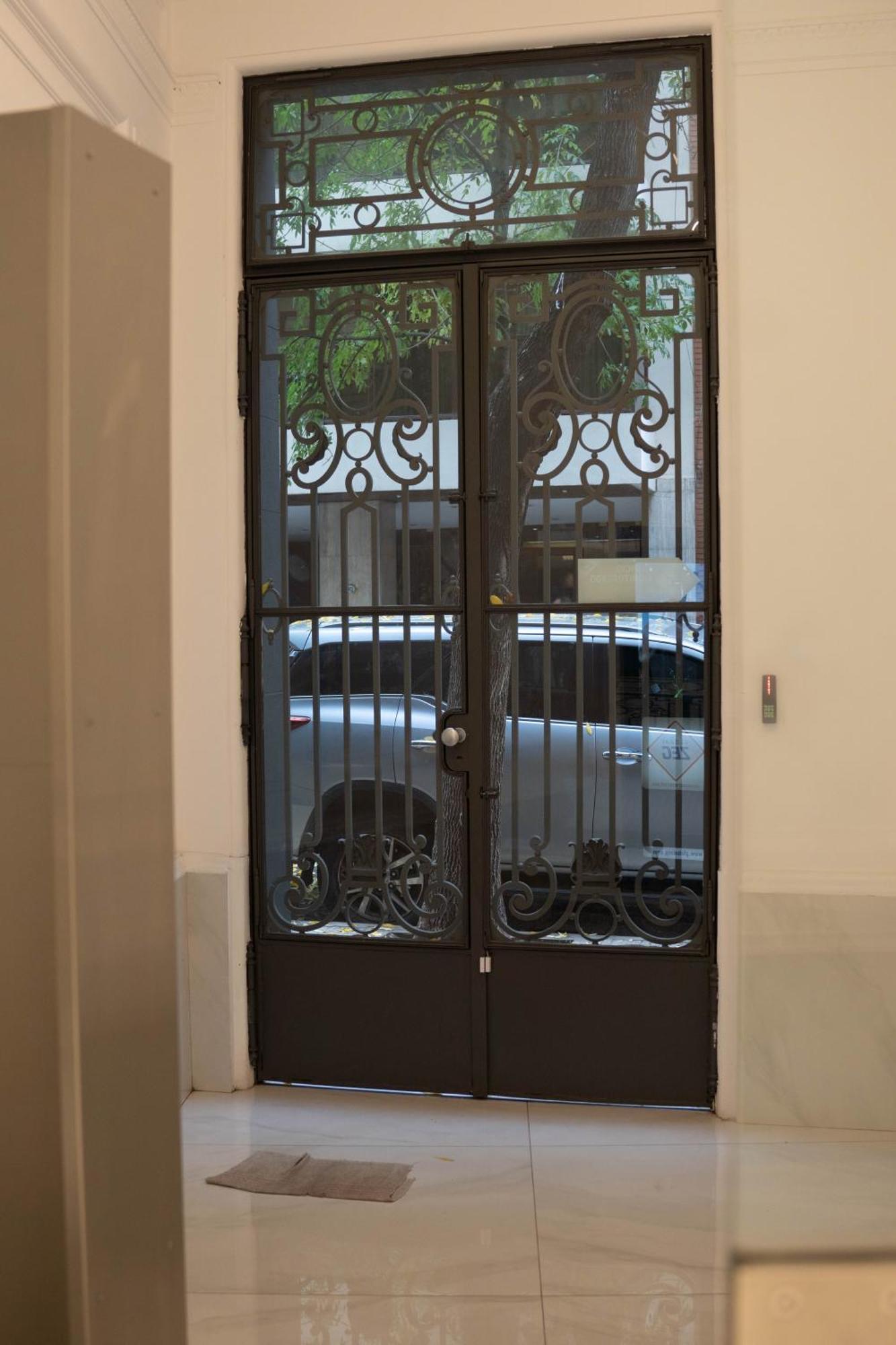 בואנוס איירס Vizion Juncal- Encanto Frances En El Corazon De Recoleta מראה חיצוני תמונה